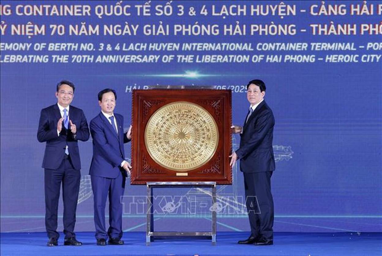Chủ tịch nước Lương Cường dự khánh thành Bến cảng container quốc tế số 3 và 4 tại Hải Phòng- Ảnh 6.