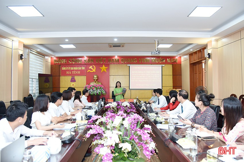 Ứng dụng chuyển đổi số và trí tuệ nhân tạo vào công việc của cơ quan chuyên trách Đảng ủy UBND tỉnh