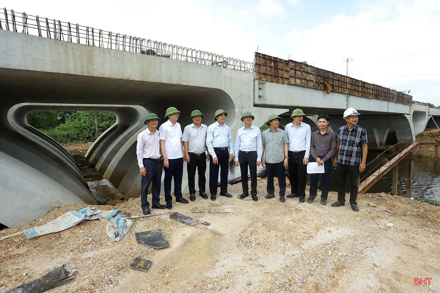 bqbht_br_chu-tich-tinh-kiem-tra-gpmb-du-an-01a.jpg