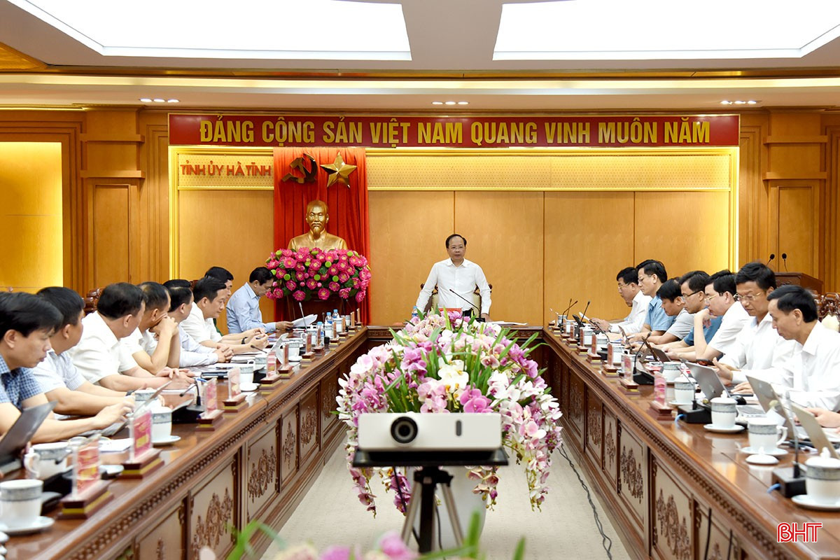 Triển khai quyết liệt giải pháp phát triển khu kinh tế, khu công nghiệp