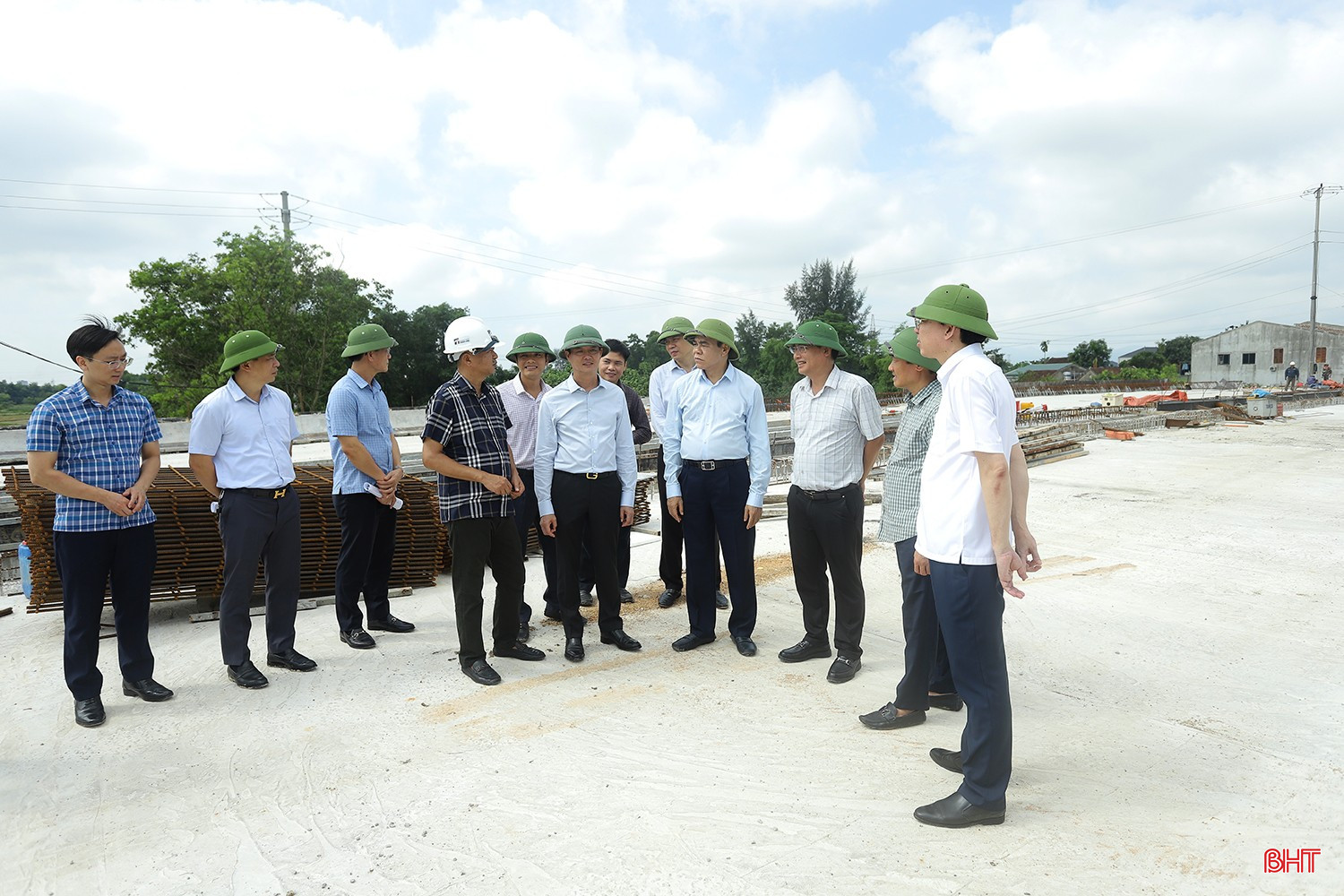 bqbht_br_chu-tich-tinh-kiem-tra-gpmb-du-an-01f.jpg
