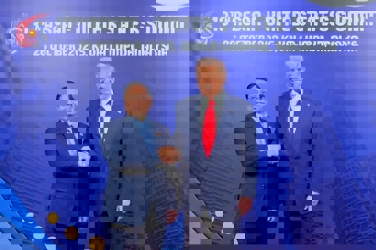 Thủ tướng Phạm Minh Chính gặp Tổng thống Hoa Kỳ Donald Trump