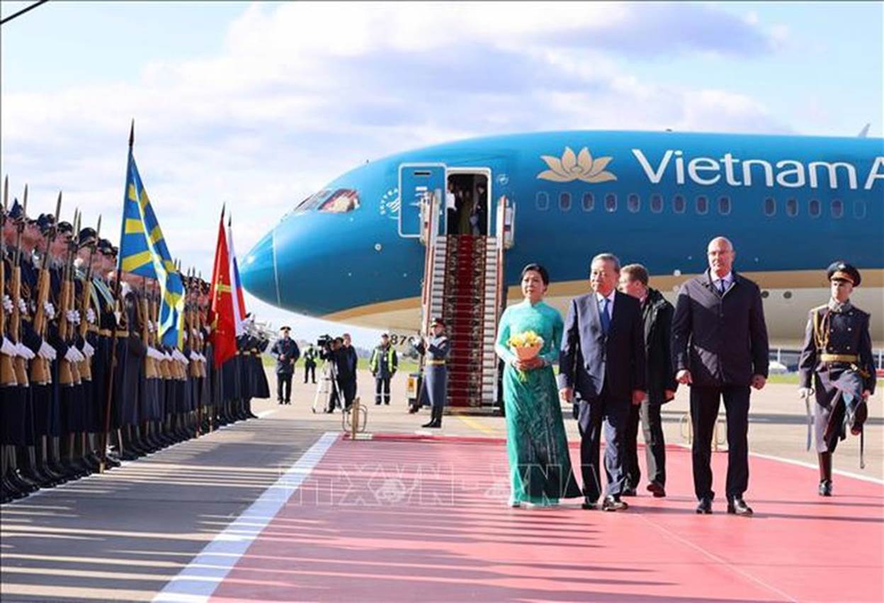 Tổng Bí thư Tô Lâm bắt đầu thăm chính thức Liên bang Nga và dự Lễ kỷ niệm 80 năm chiến thắng phát xít- Ảnh 2.