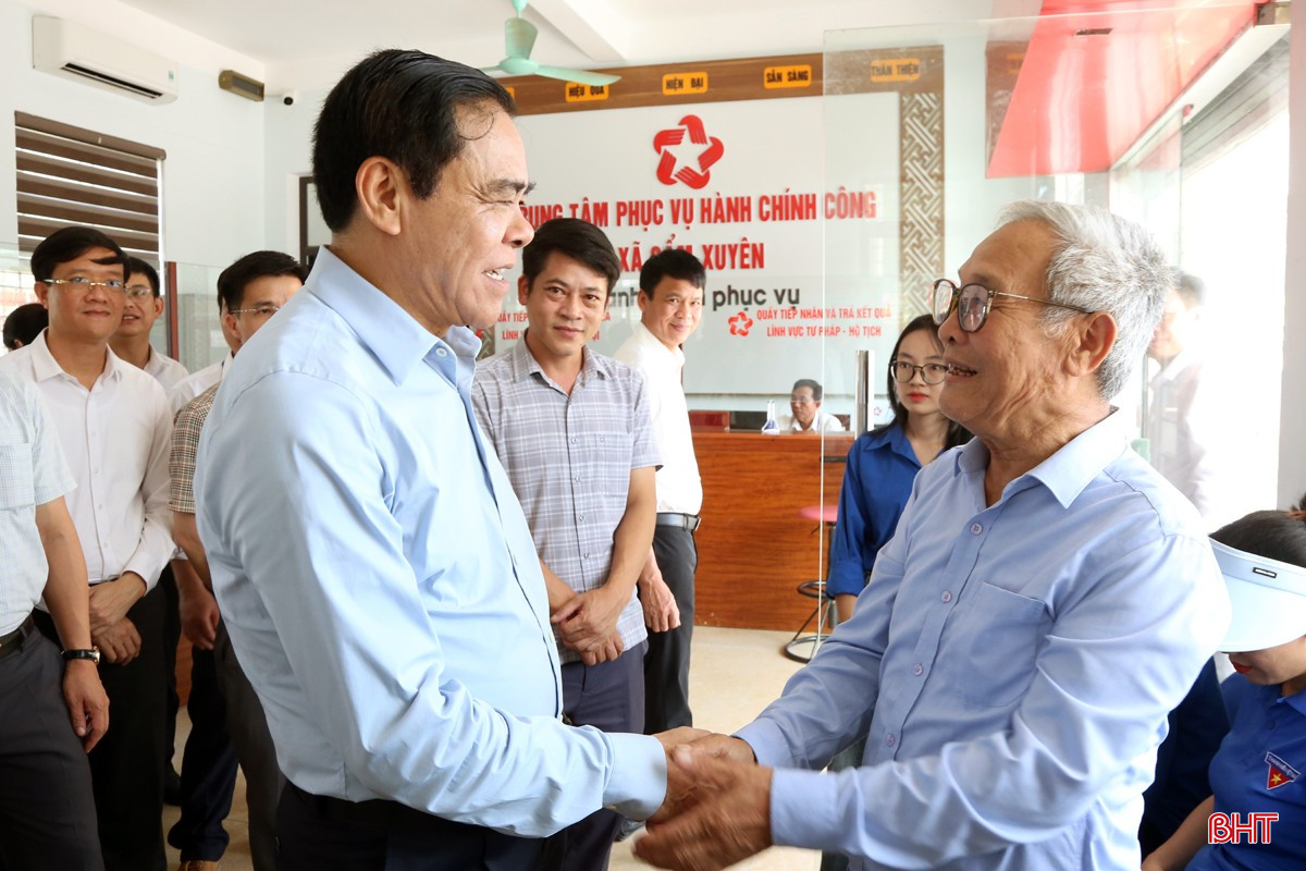 Thông suốt, nhịp nhàng trong giải quyết thủ tục hành chính cho người dân, doanh nghiệp