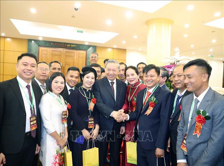 Tổng Bí thư Tô Lâm gặp mặt đại biểu Nông dân Việt Nam xuất sắc, Nhà khoa học của nhà nông năm 2025