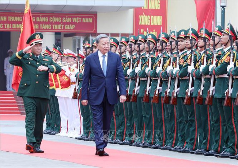 Tổng Bí thư: Binh chủng Tăng thiết giáp phải thật sự xứng đáng là lực lượng đột kích mạnh